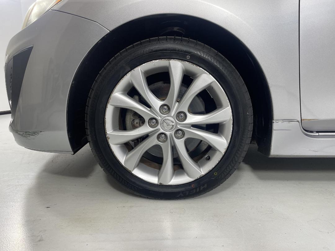 Photo '10' of Mazda Mazda3