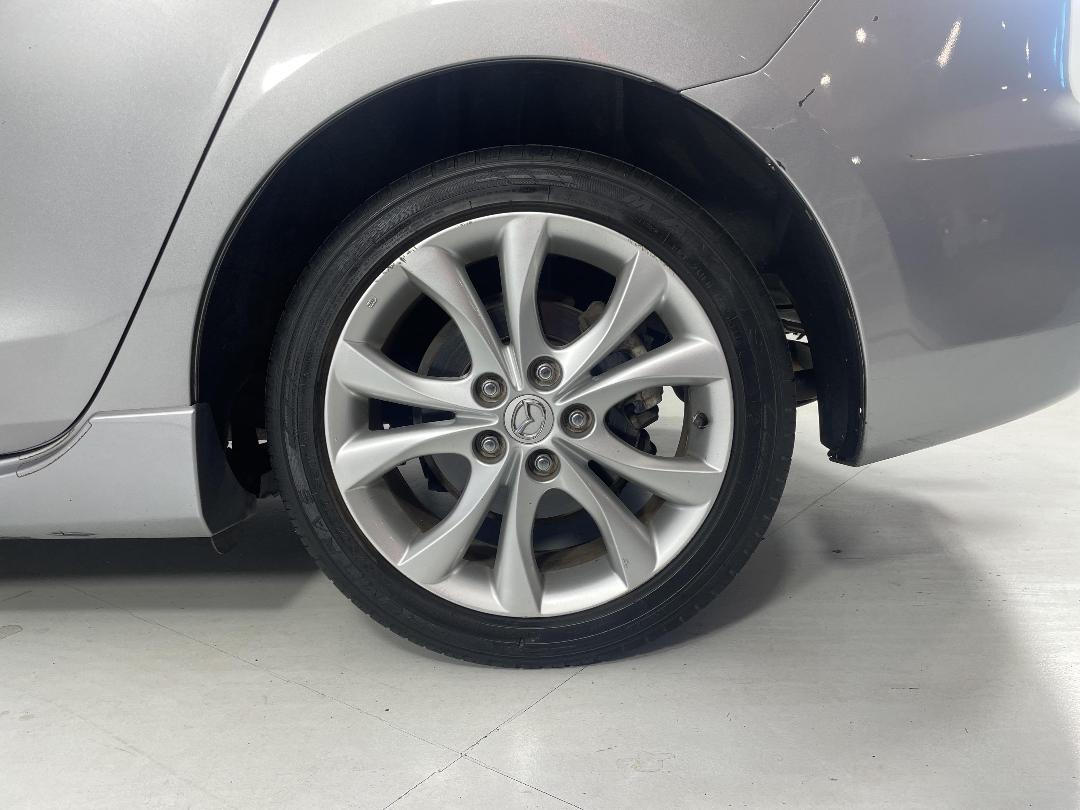 Photo '11' of Mazda Mazda3