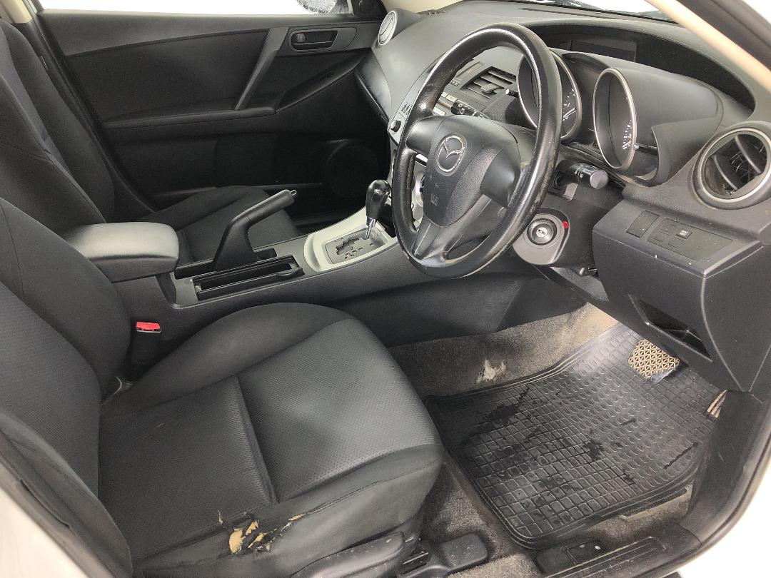 Photo '16' of Mazda Mazda3 Photo '16' of Mazda Mazda3