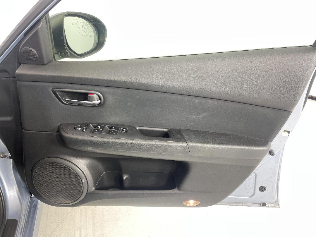 Photo '15' of Mazda Mazda6 Photo '15' of Mazda Mazda6