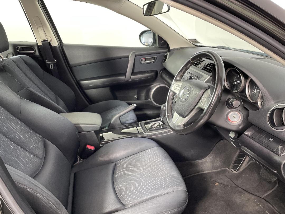 Photo '16' of Mazda Mazda6 Photo '16' of Mazda Mazda6