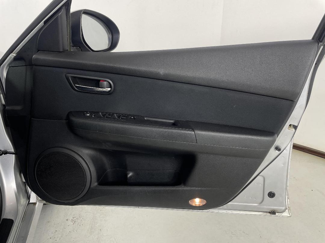 Photo '15' of Mazda Mazda6 Photo '15' of Mazda Mazda6