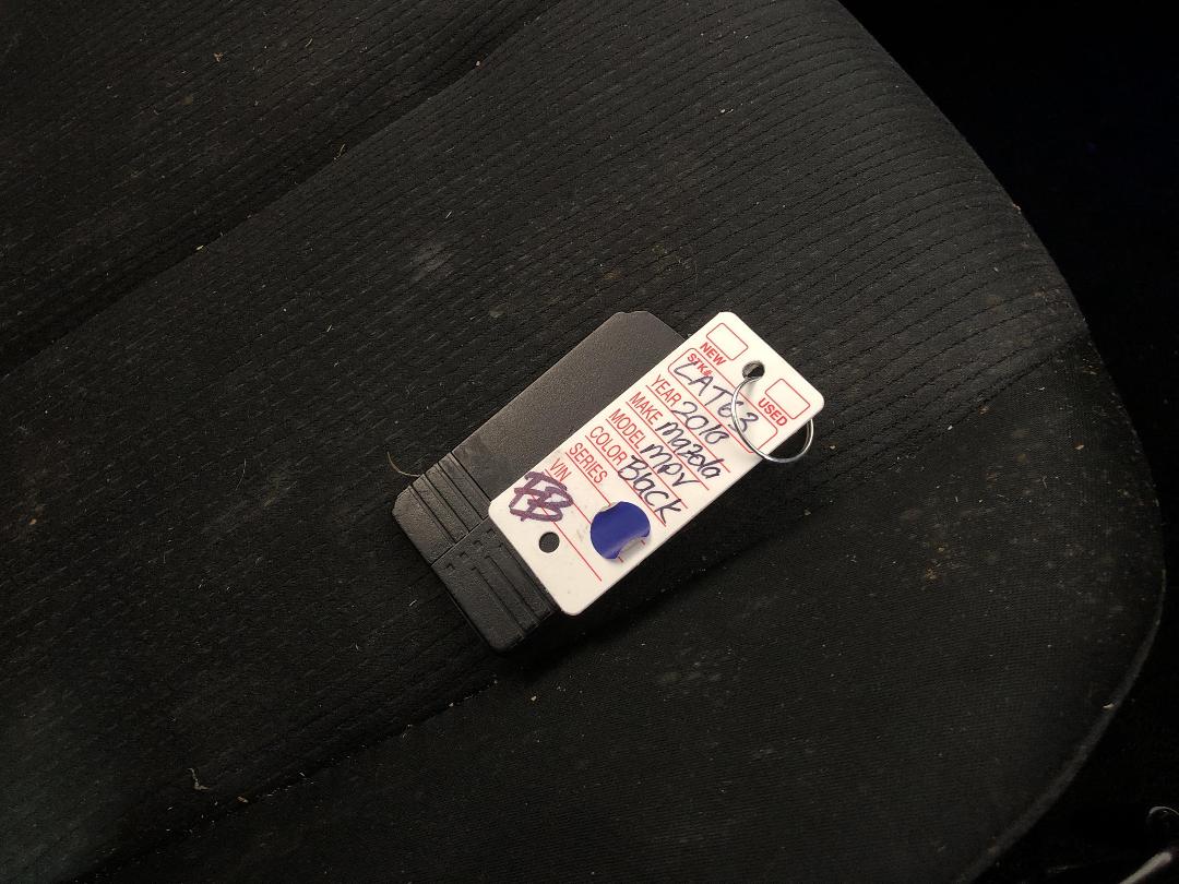 Photo '15' of Mazda MPV