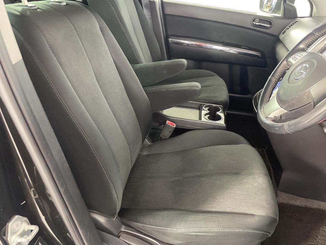 Photo '16' of Mazda MPV