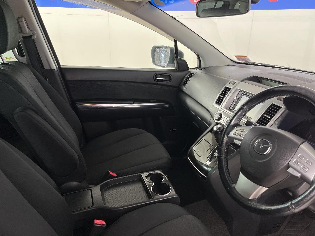 Photo '7' of Mazda MPV