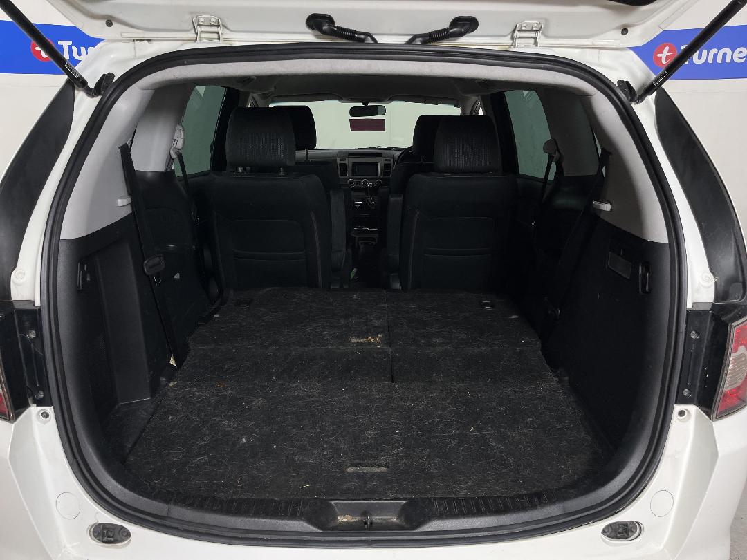 Photo '12' of Mazda MPV