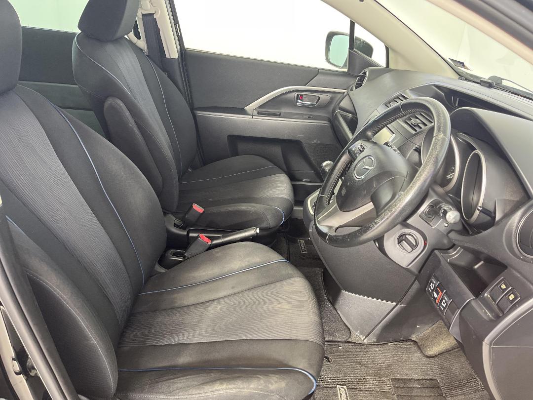 Photo '16' of Mazda Premacy