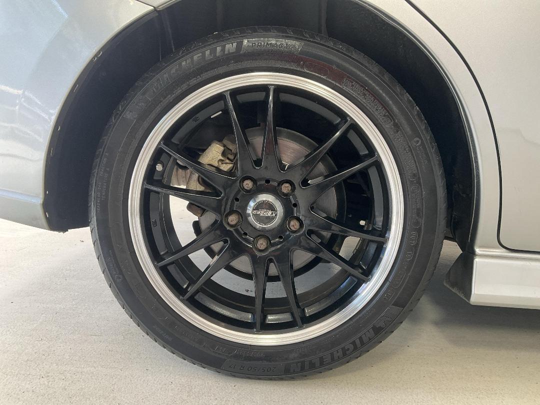 Photo '12' of Mazda Premacy Photo '12' of Mazda Premacy