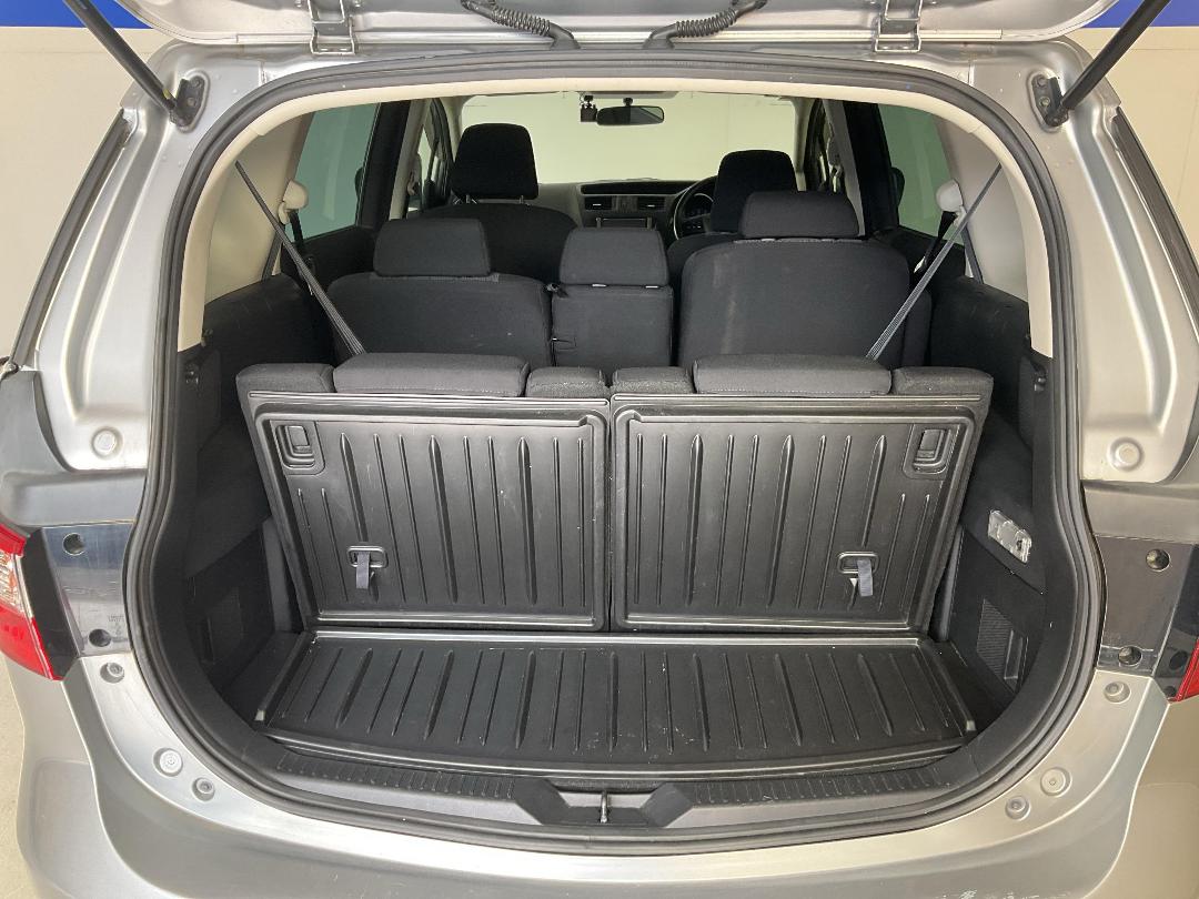 Photo '14' of Mazda Premacy Photo '14' of Mazda Premacy