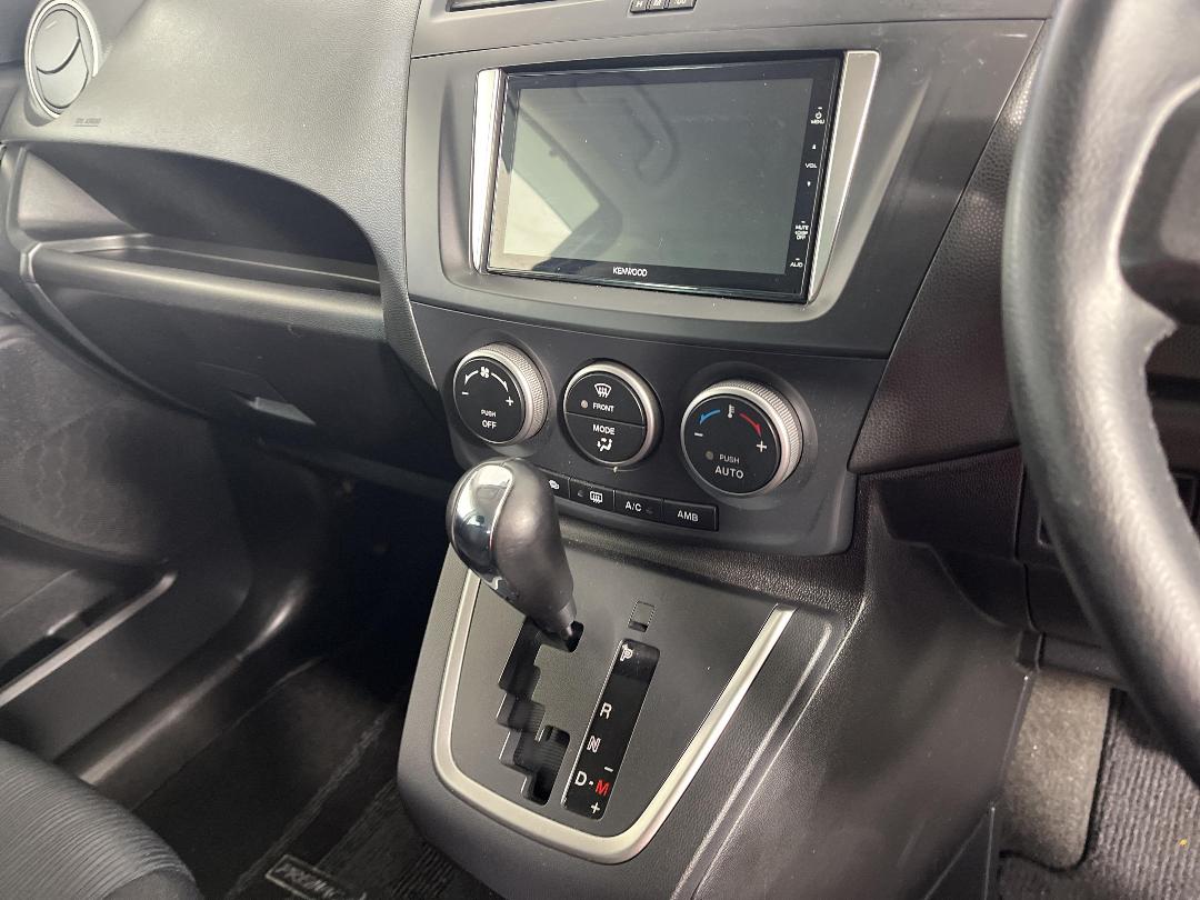 Photo '18' of Mazda Premacy