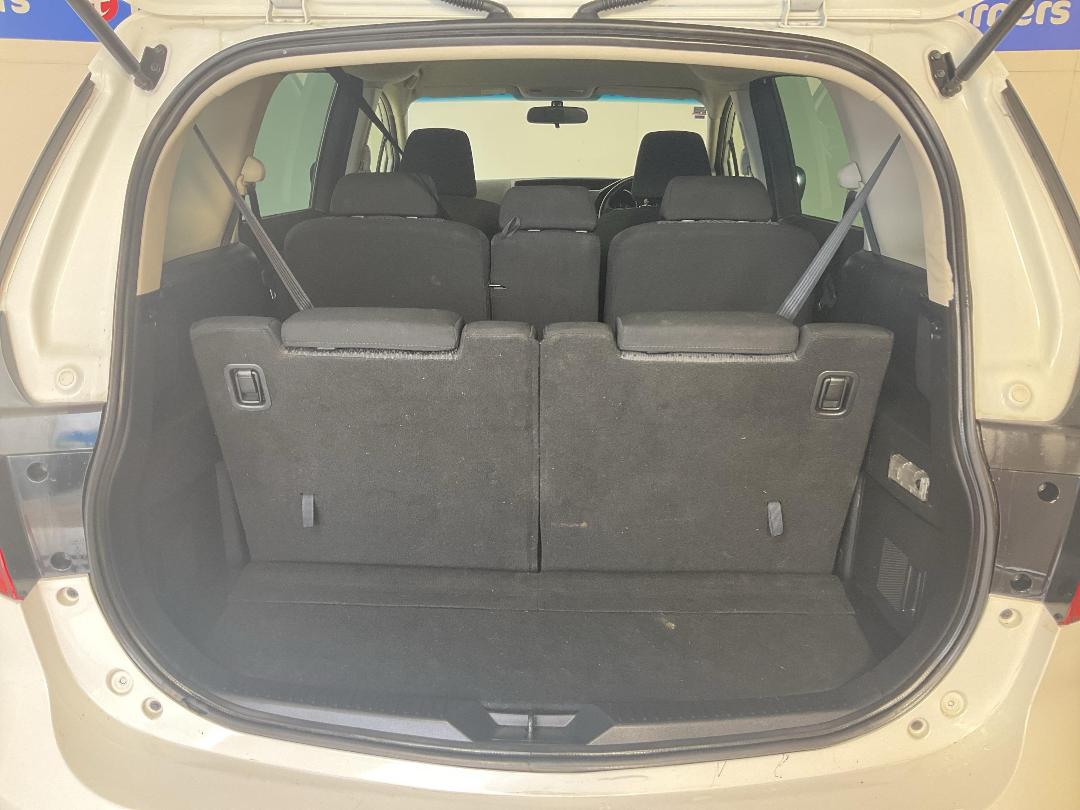 Photo '14' of Mazda Premacy