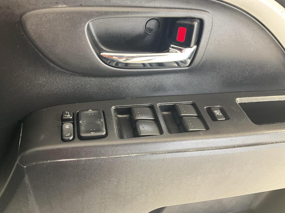 Photo '27' of Mazda Premacy