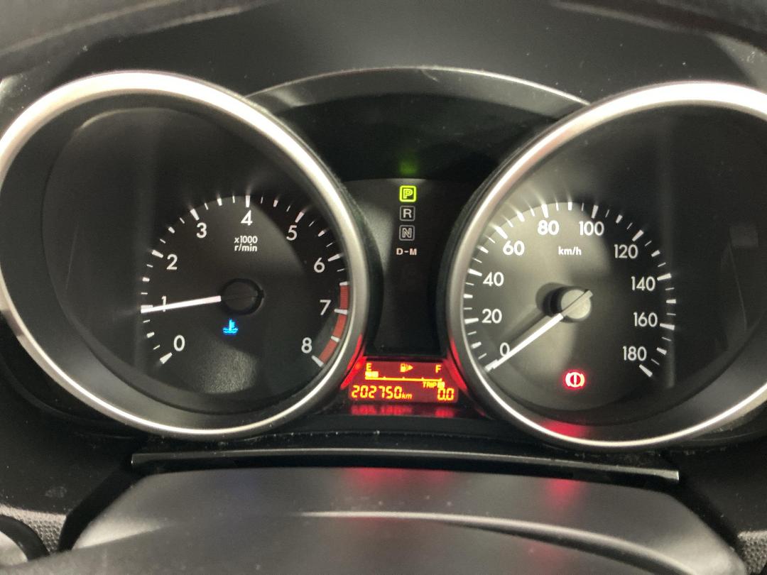 Photo '20' of Mazda Premacy