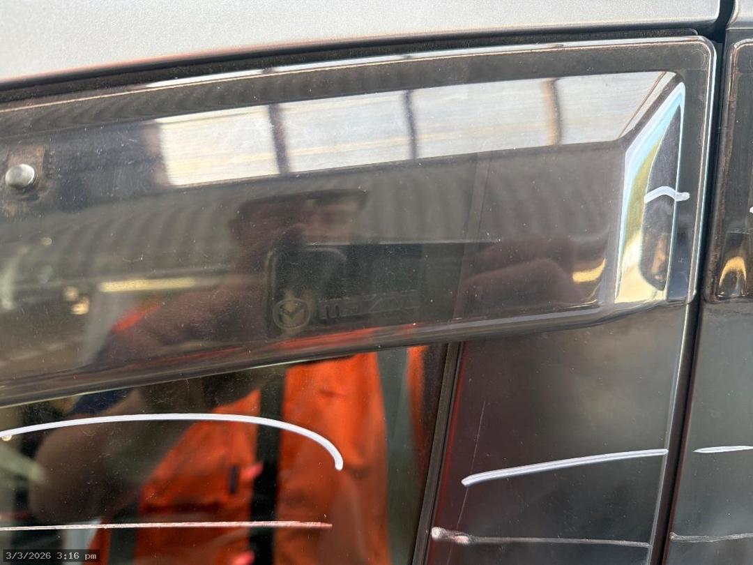 Photo '10' of Mazda Premacy