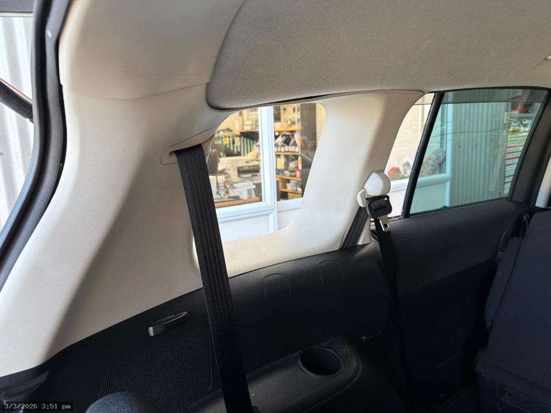 Photo '11' of Mazda Premacy