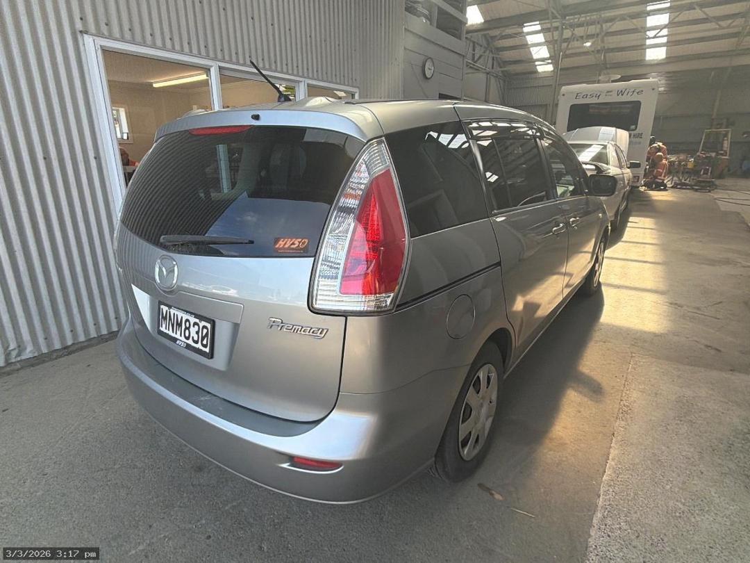 Photo '13' of Mazda Premacy