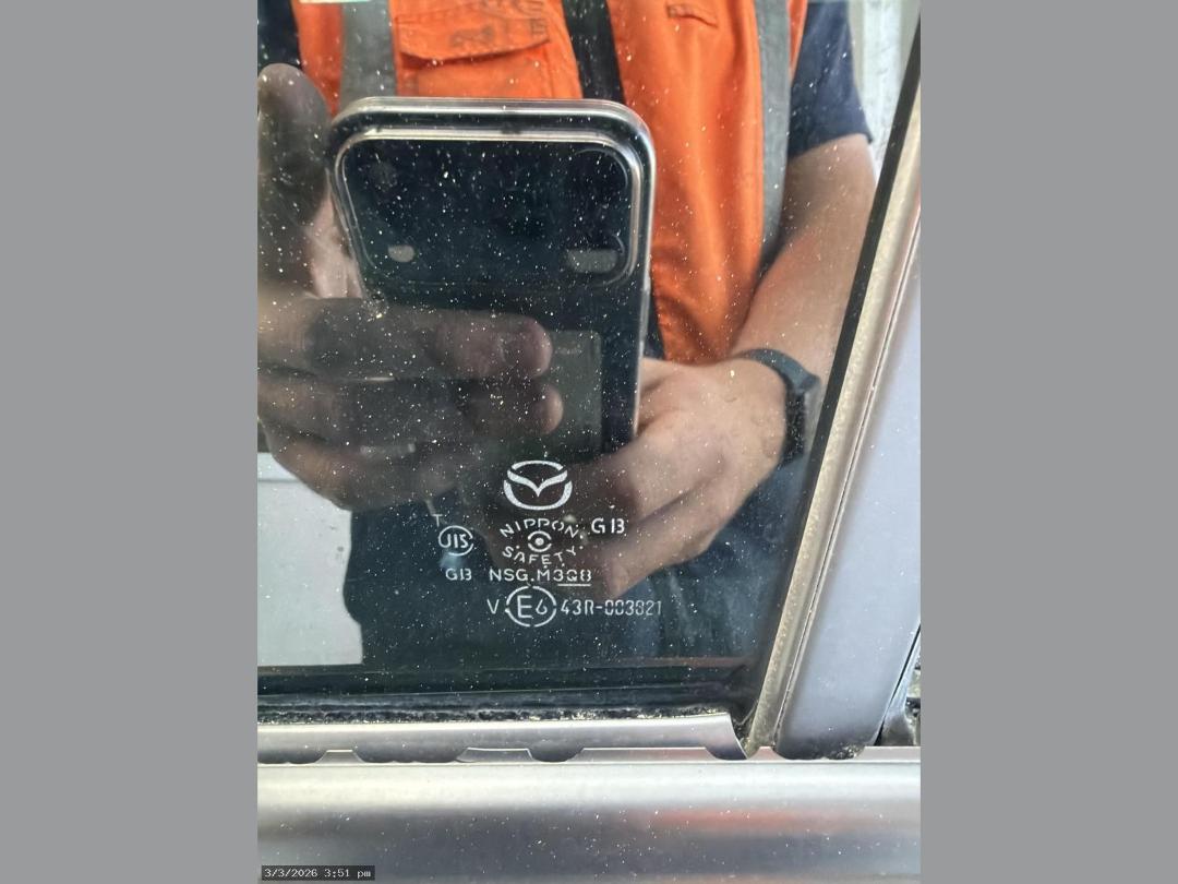 Photo '14' of Mazda Premacy