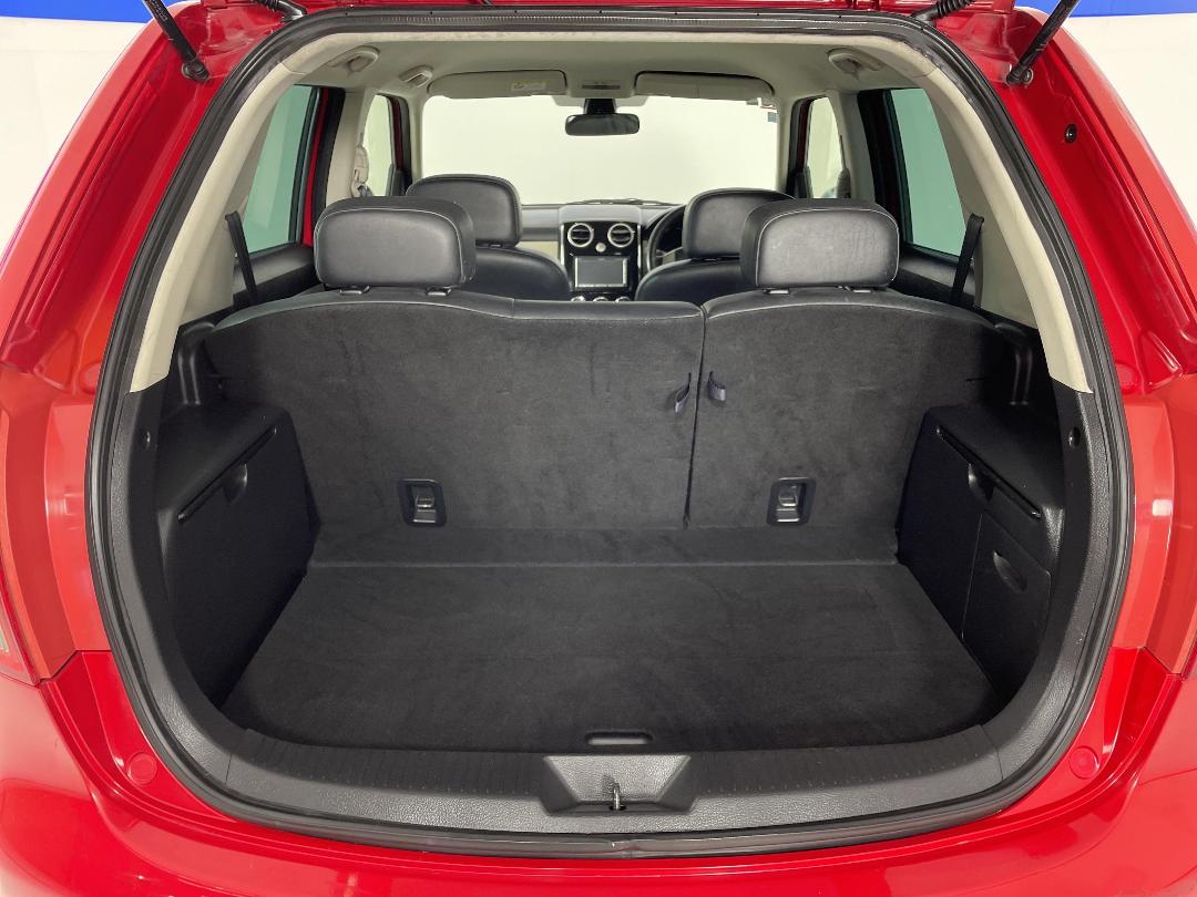 Photo '14' of Mazda Verisa