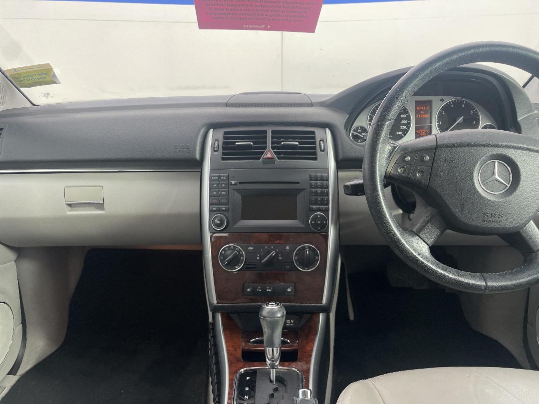 Photo '19' of Mercedes-Benz B-Class B200