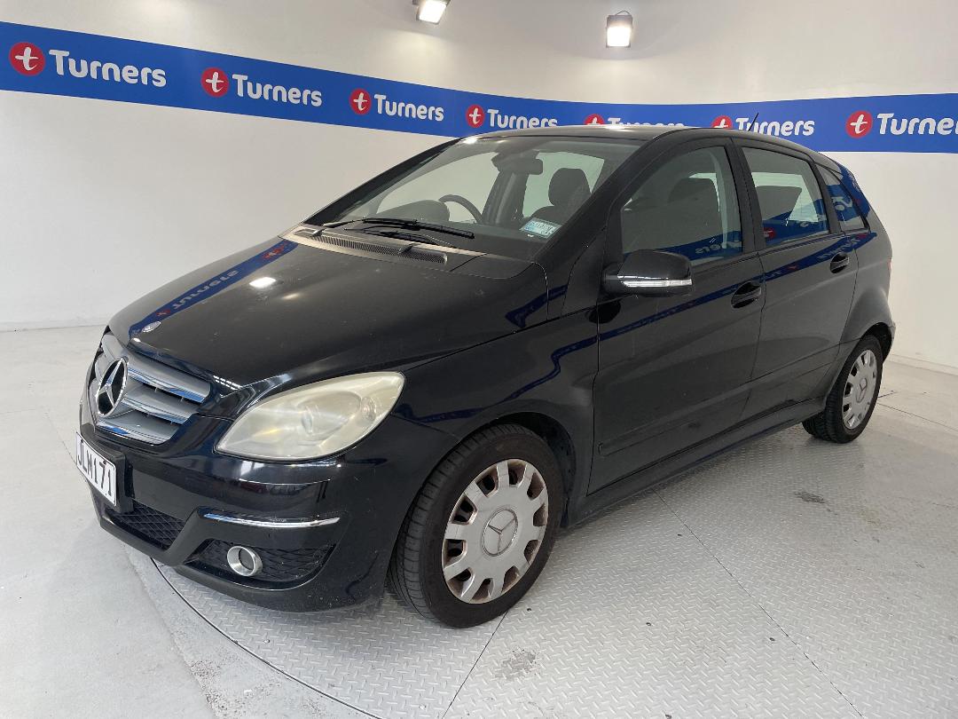 Photo '4' of Mercedes-Benz B180