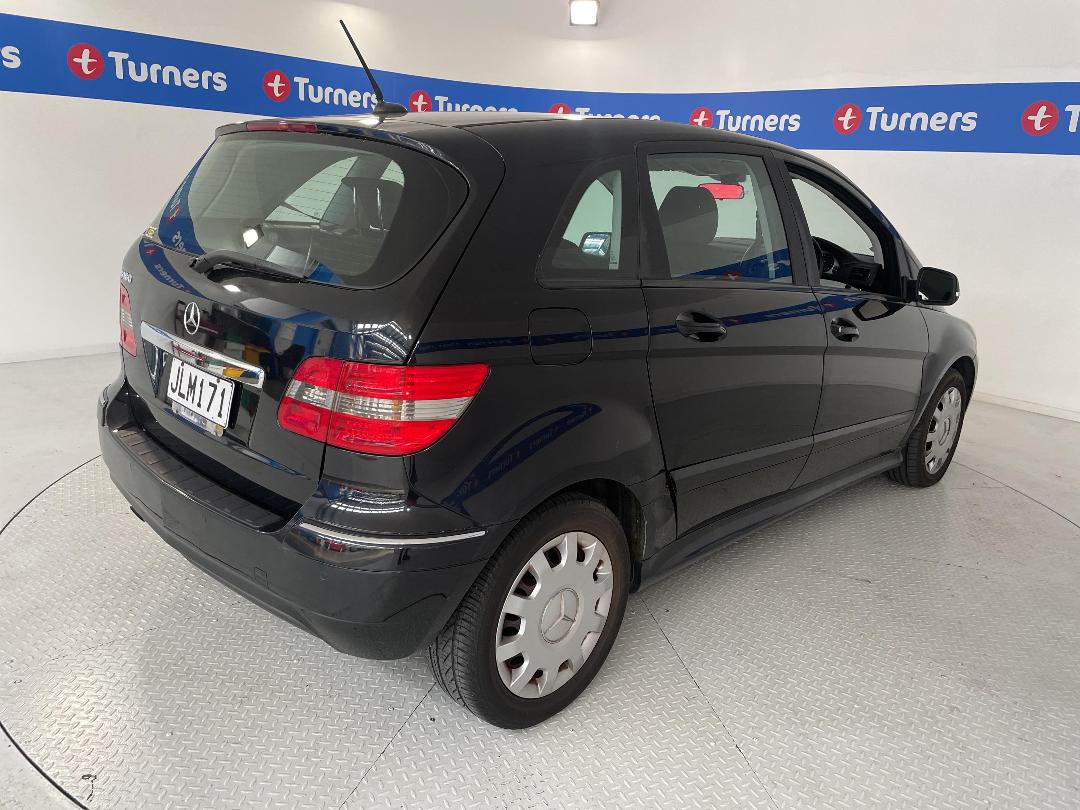 Photo '7' of Mercedes-Benz B180