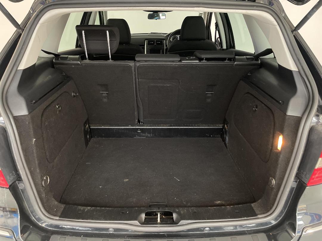 Photo '14' of Mercedes-Benz B180