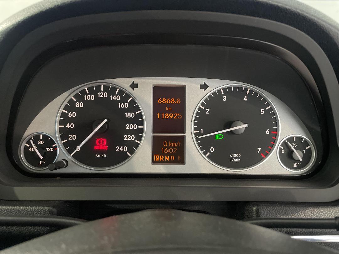 Photo '21' of Mercedes-Benz B180