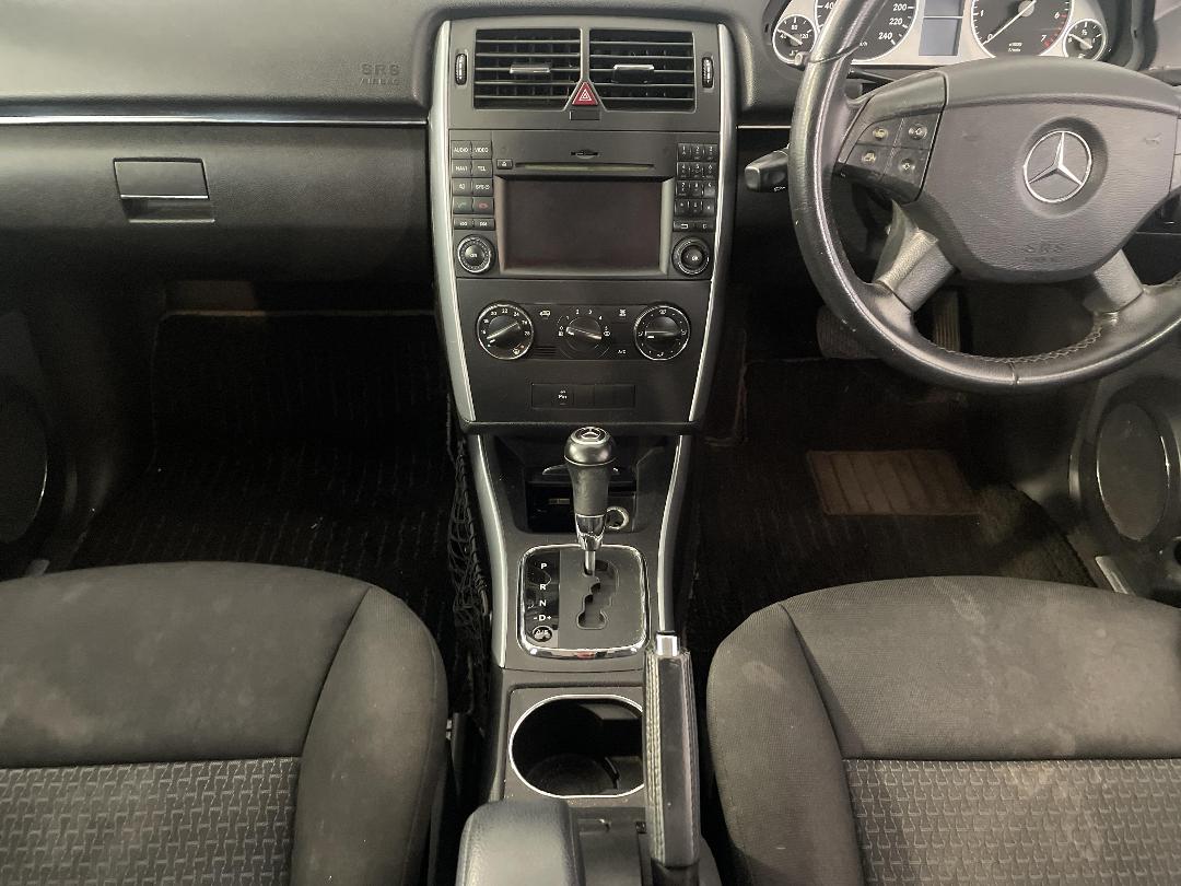 Photo '18' of Mercedes-Benz B180