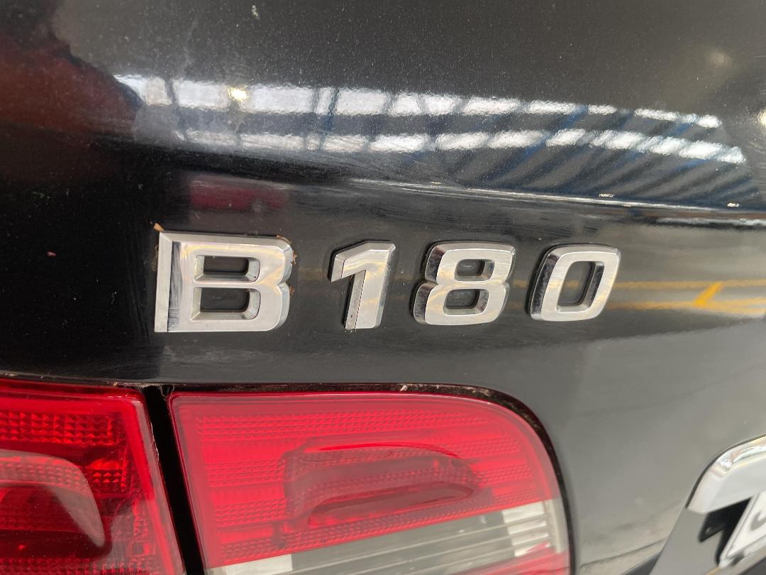 Photo '34' of Mercedes-Benz B180