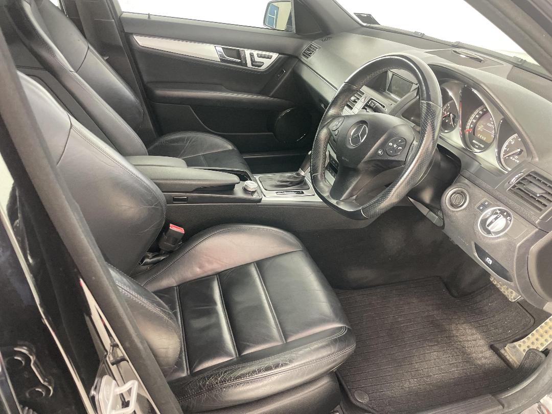 Photo '16' of Mercedes-Benz C