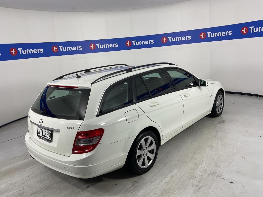 Photo '7' of Mercedes-Benz C200 Photo '7' of Mercedes-Benz C200