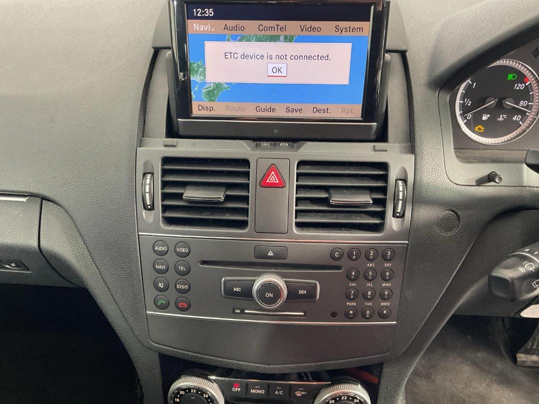 Photo '25' of Mercedes-Benz C200 Photo '25' of Mercedes-Benz C200