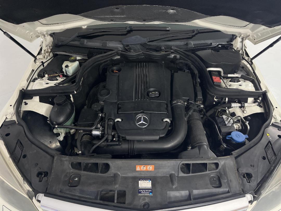 Photo '13' of Mercedes-Benz C200