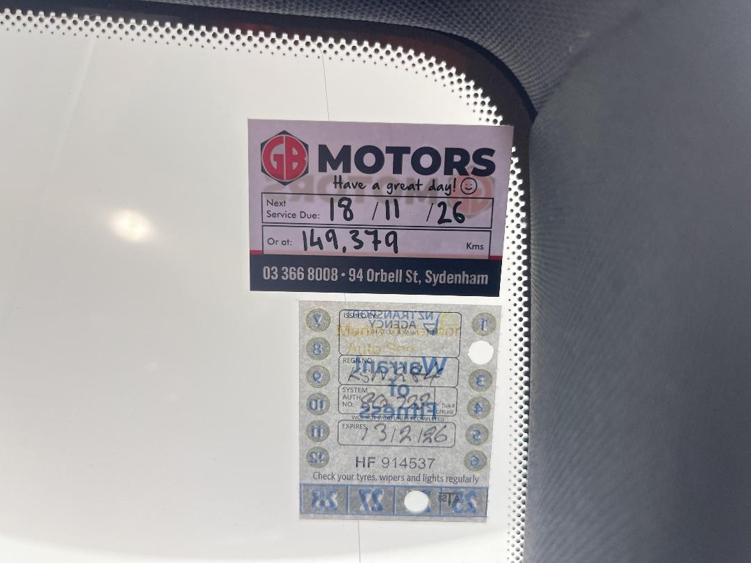 Photo '32' of Mercedes-Benz C200