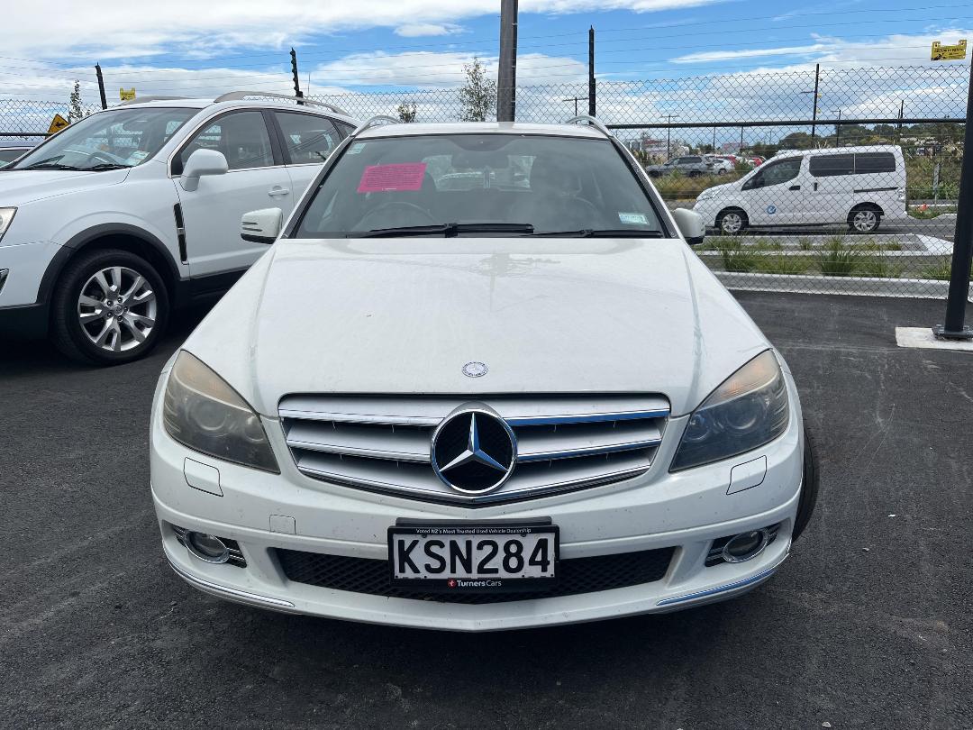 Photo '2' of Mercedes-Benz C200