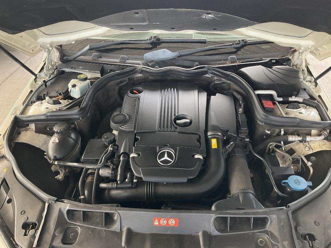 Photo '6' of Mercedes-Benz C250