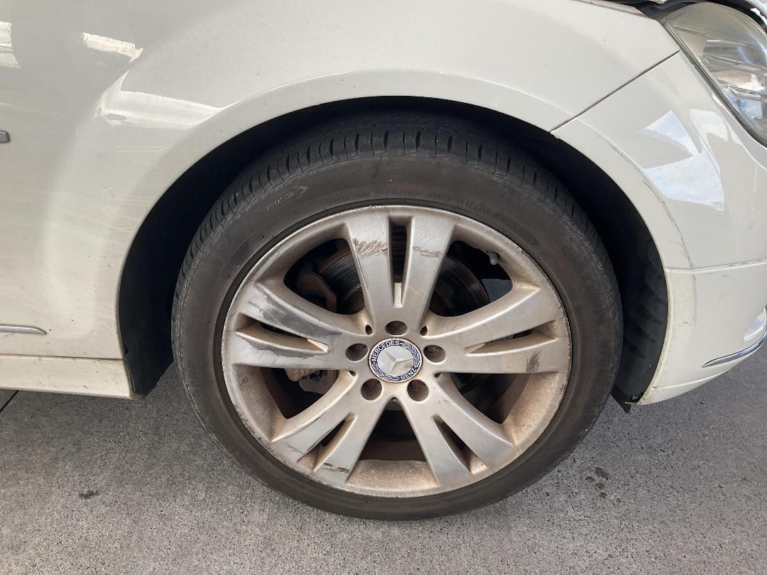 Photo '4' of Mercedes-Benz C250