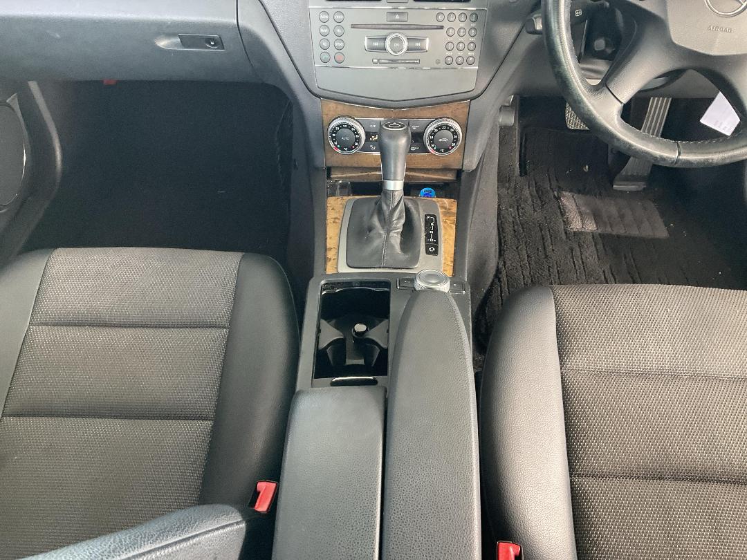 Photo '20' of Mercedes-Benz C250