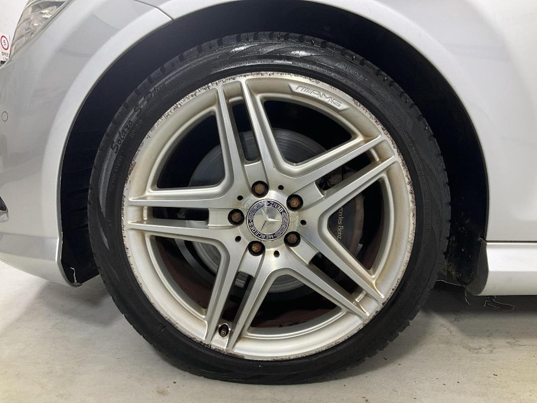 Photo '10' of Mercedes-Benz C300