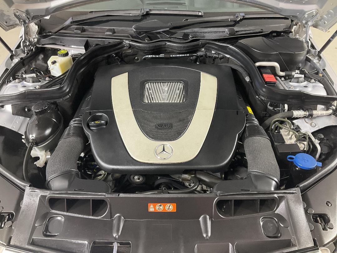 Photo '13' of Mercedes-Benz C300