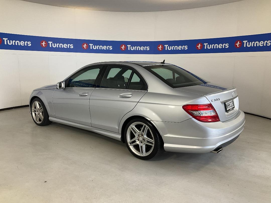 Photo '5' of Mercedes-Benz C300