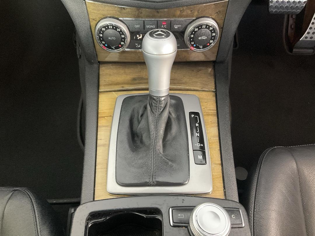 Photo '18' of Mercedes-Benz C300