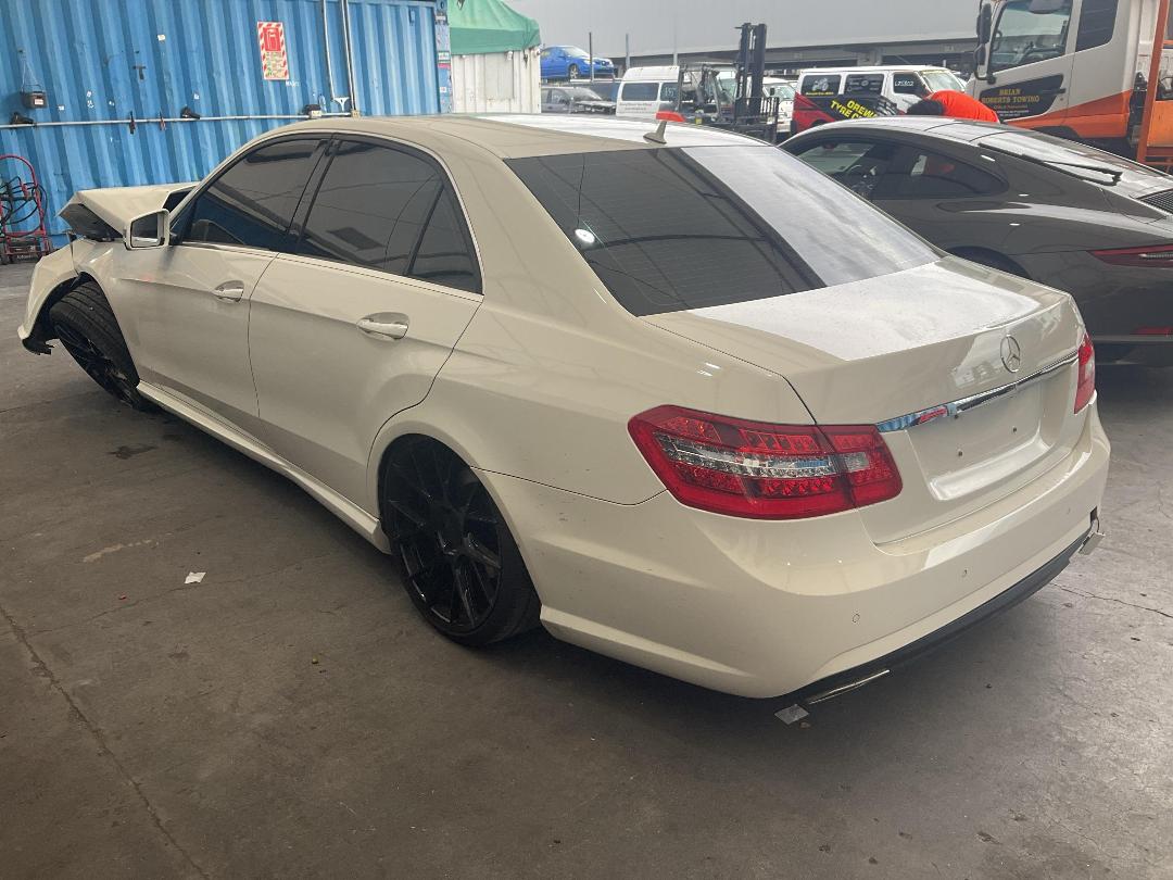 Photo '4' of Mercedes-Benz E-Class E500 Avantgarde