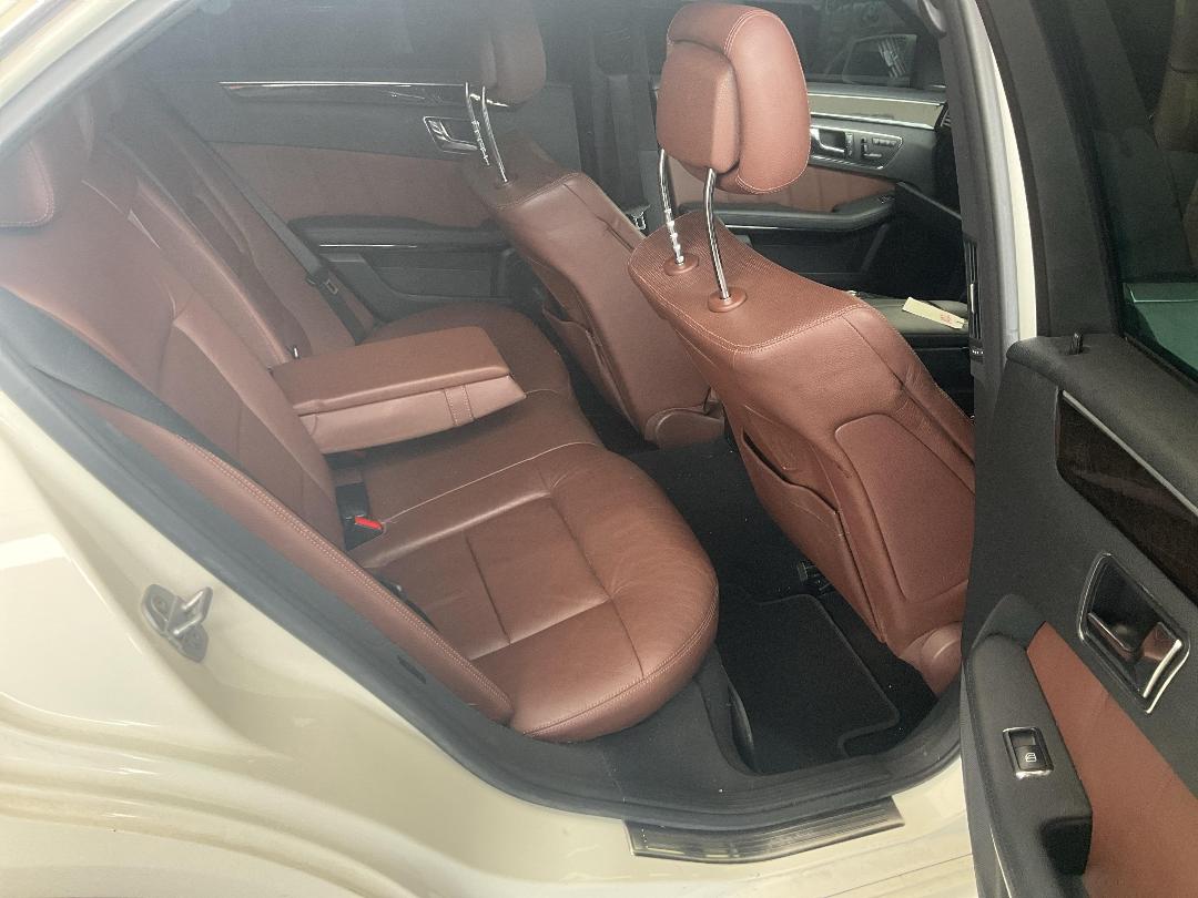 Photo '17' of Mercedes-Benz E-Class E500 Avantgarde