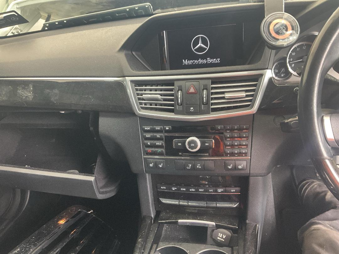 Photo '23' of Mercedes-Benz E-Class E500 Avantgarde