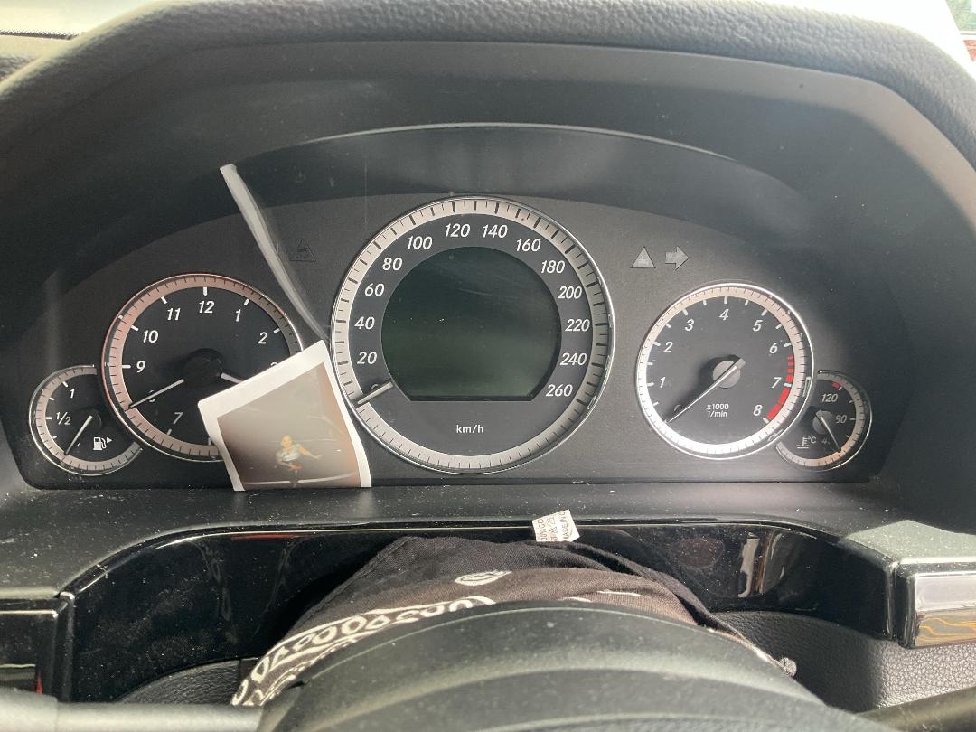 Photo '18' of Mercedes-Benz E350 Photo '18' of Mercedes-Benz E350