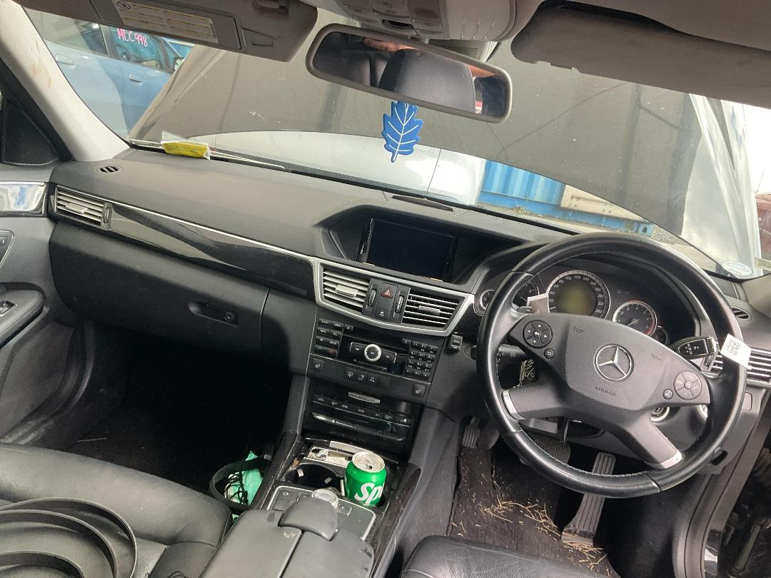 Photo '17' of Mercedes-Benz E350 Photo '17' of Mercedes-Benz E350