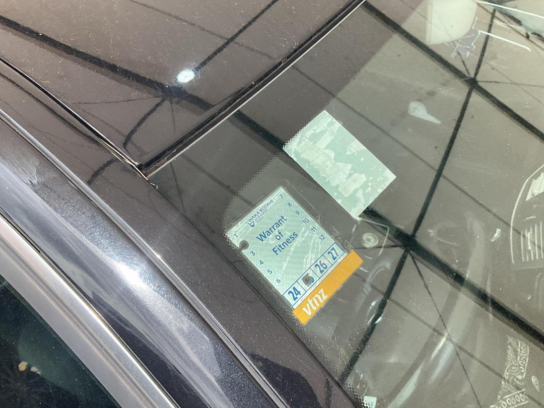 Photo '21' of Mercedes-Benz E350 Photo '21' of Mercedes-Benz E350