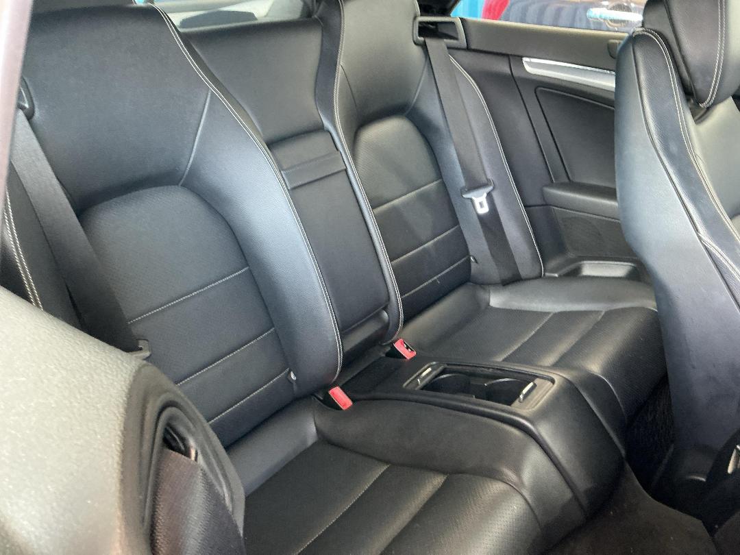 Photo '7' of Mercedes-Benz E350