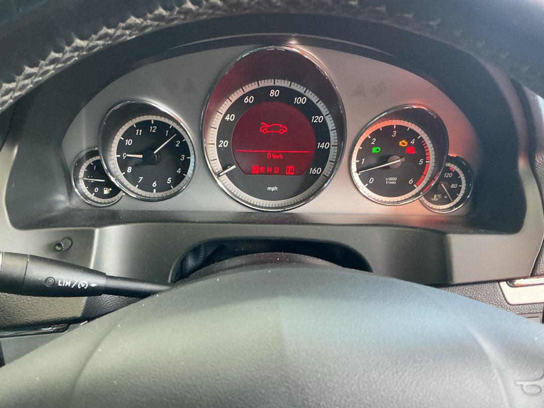 Photo '8' of Mercedes-Benz E350